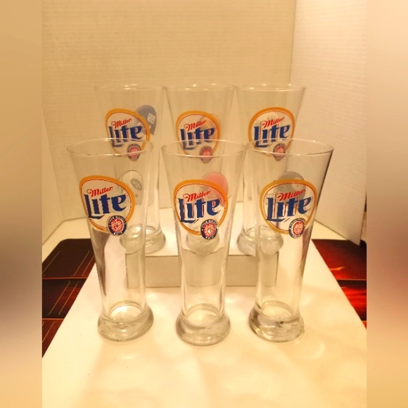MIiller Light NfL tall beer glasses like new - Picture 2 of 2
